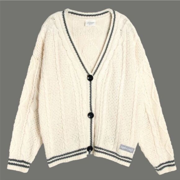 Official Taylor Swift Folklore Cardigan - NWT - XS/S - Picture 1 of 6